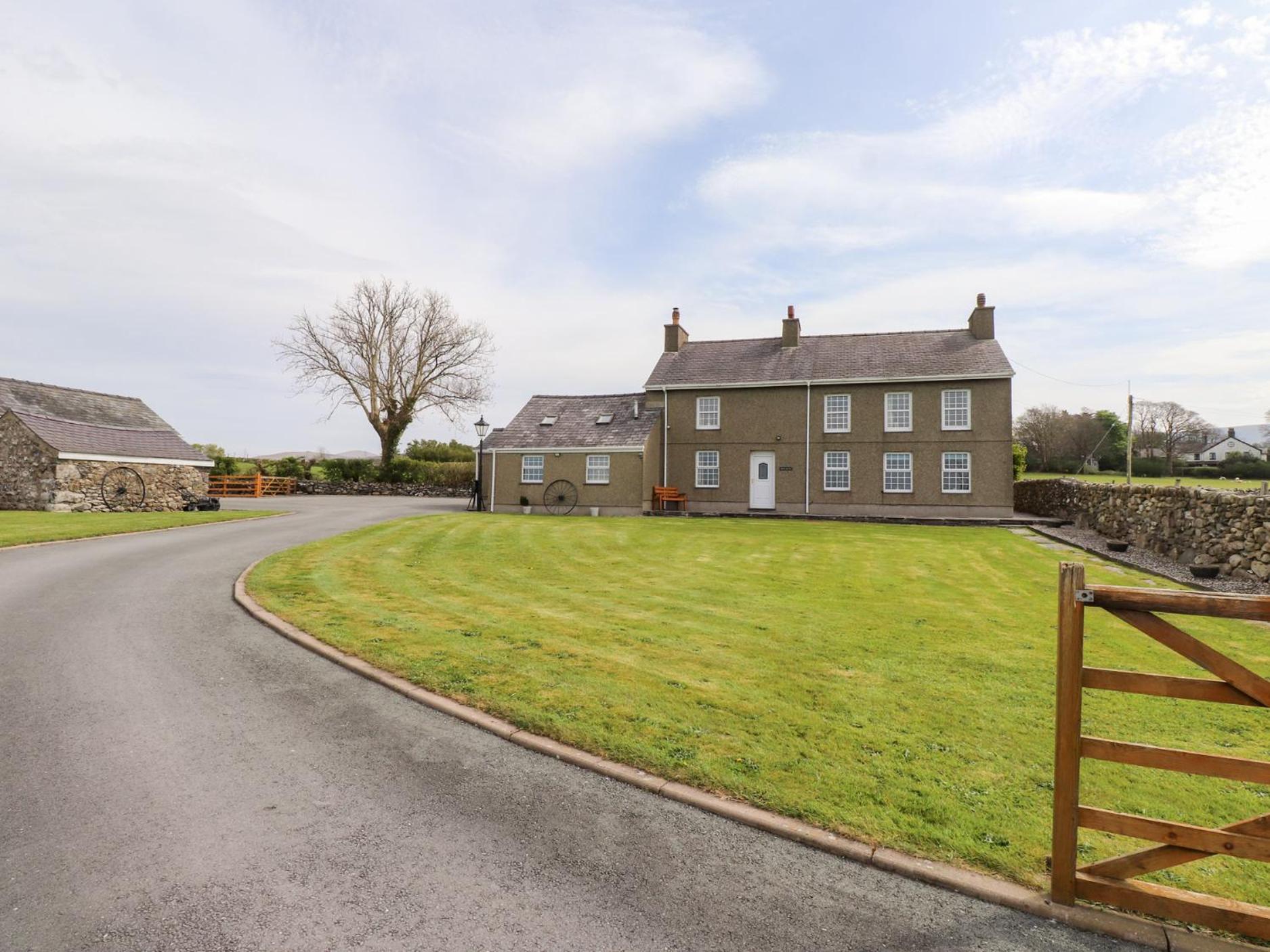 Villa Garreg Wen Isaf Bach Pen-y-groes Exterior foto